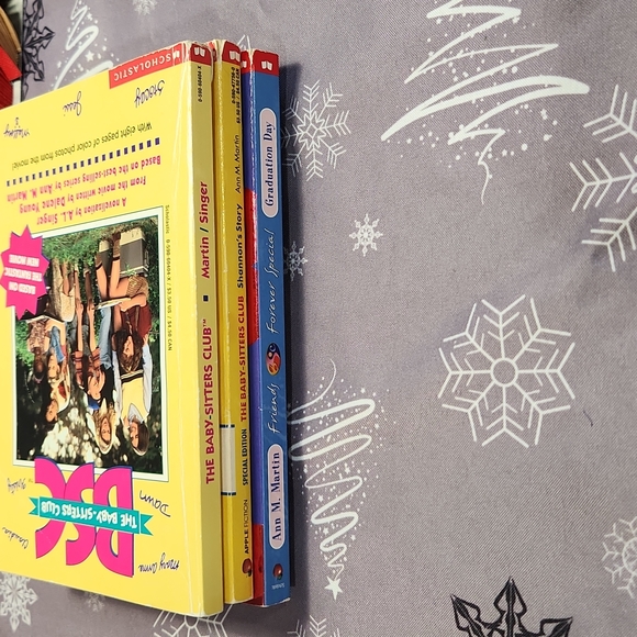 Bundle of 3 The Baby-Sitters Club Books - Picture 2 of 9